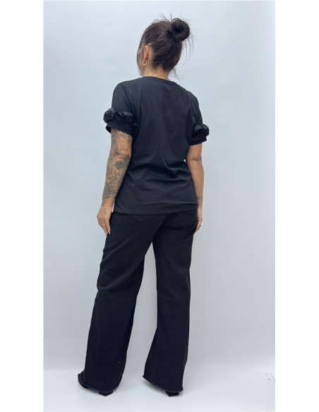 CAMISETA FLORECITA NEGRO