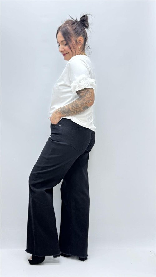 CAMISETA FLORECITA BLANCO