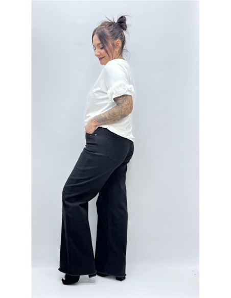 CAMISETA FLORECITA BLANCO