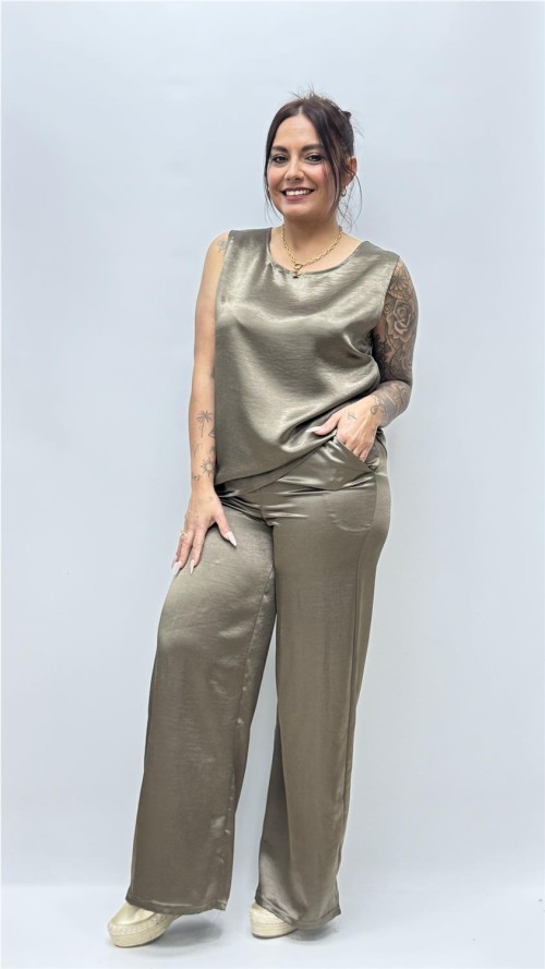 CONJUNTO DIANA MARRON