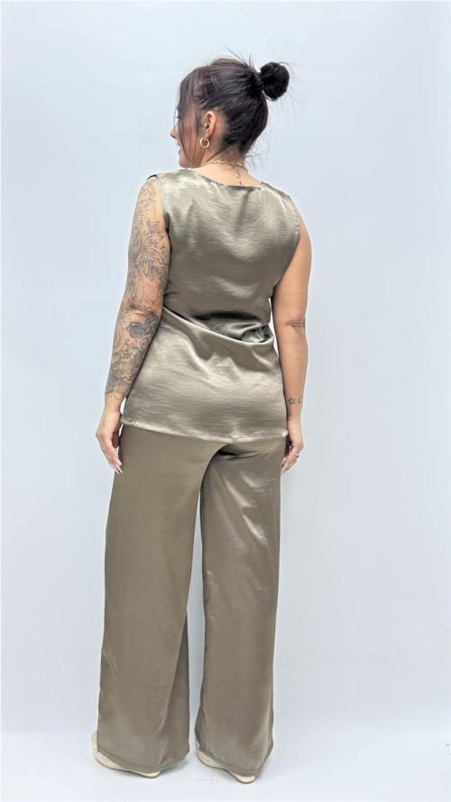 CONJUNTO DIANA MARRON