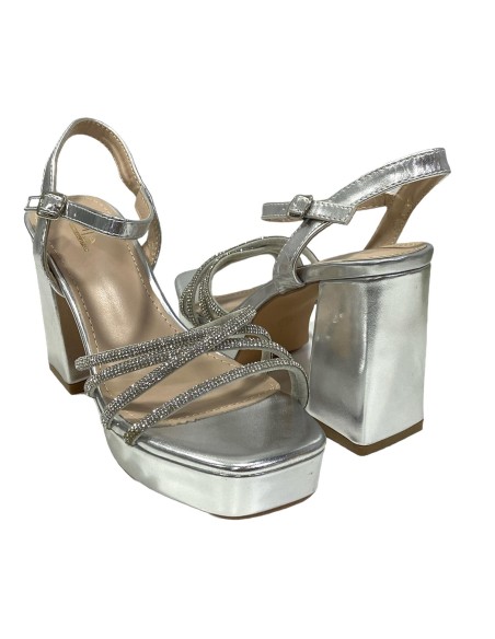 SANDALIA DE TACON TIRAS PLATA