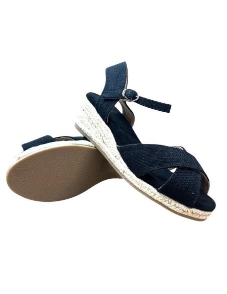 SANDALIA CRUZADA NEGRO