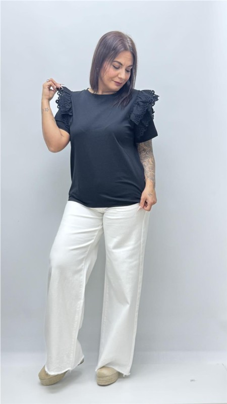 CAMISETA ANGELA NEGRO 2