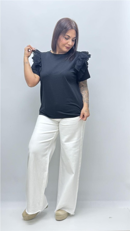 CAMISETA ANGELA NEGRO