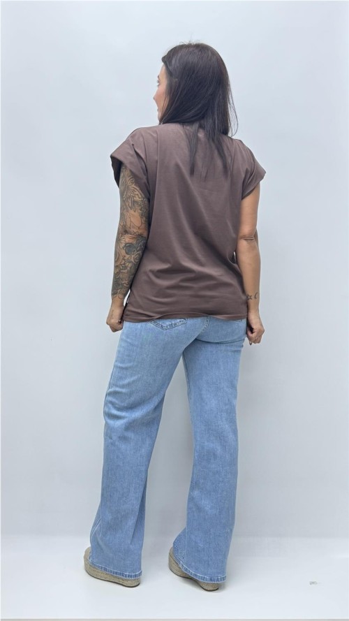 CAMISETA VIDA MARRON