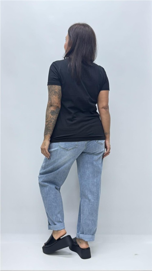 CAMISETA BRILLO NEGRO