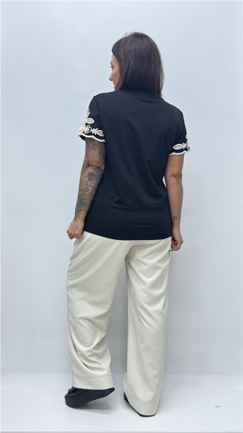 CAMISETA ACACIA NEGRO