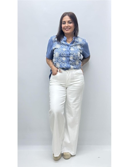 CAMISETA VAQUERA FLOR VAQUERO CLARO