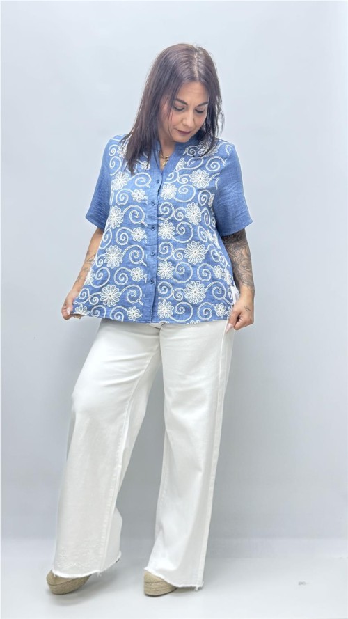 CAMISETA VAQUERA FLOR VAQUERO CLARO