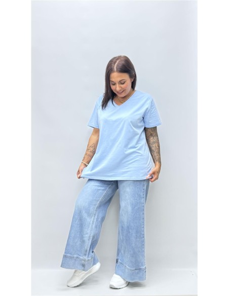 CAMISETA BASICA CUELLO PICO AZUL