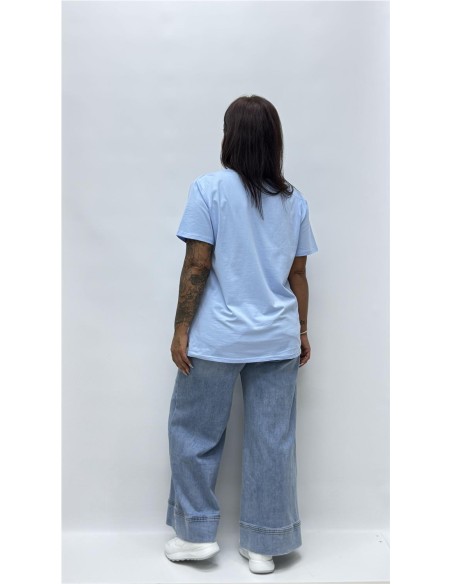 CAMISETA BASICA CUELLO PICO AZUL