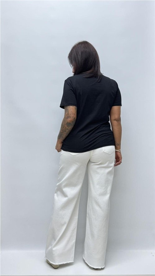 CAMISETA MARIPOSA NEGRO