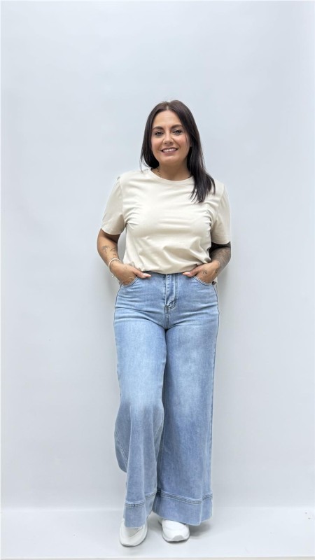 CAMISETA BASICA CUELLO REDONDO BEIG
