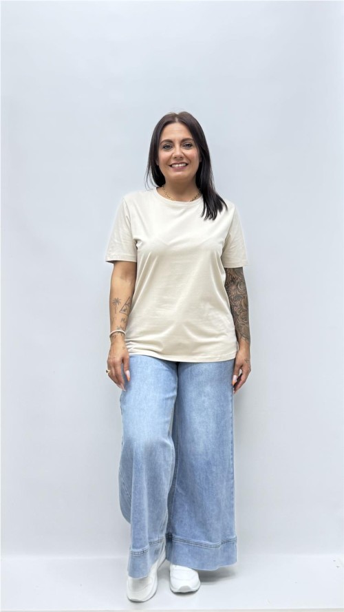 CAMISETA BASICA CUELLO REDONDO BEIG