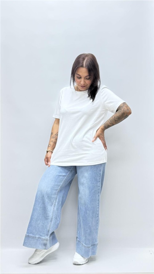 CAMISETA BASICA CUELLO REDONDO BLANCO