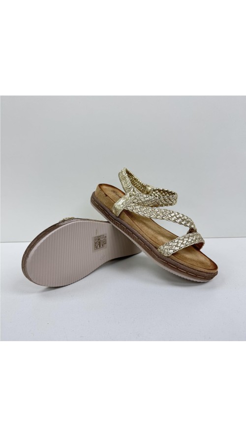 SANDALIA TIRAS TRENZA ORO