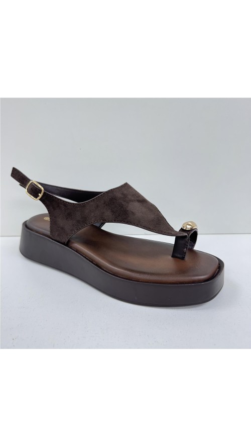 SANDALIA ADORNO DEDO MARRON