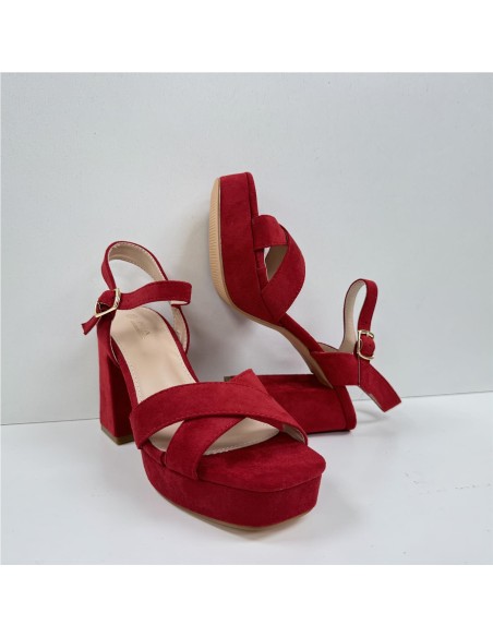 SANDALIA TIRAS CRUZADA ROJO