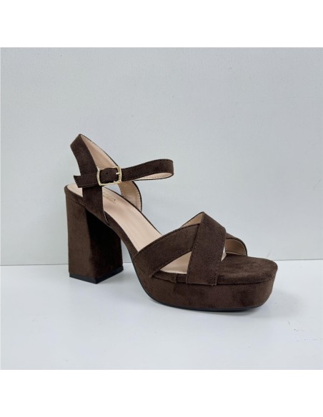 SANDALIA TIRAS CRUZADA MARRON
