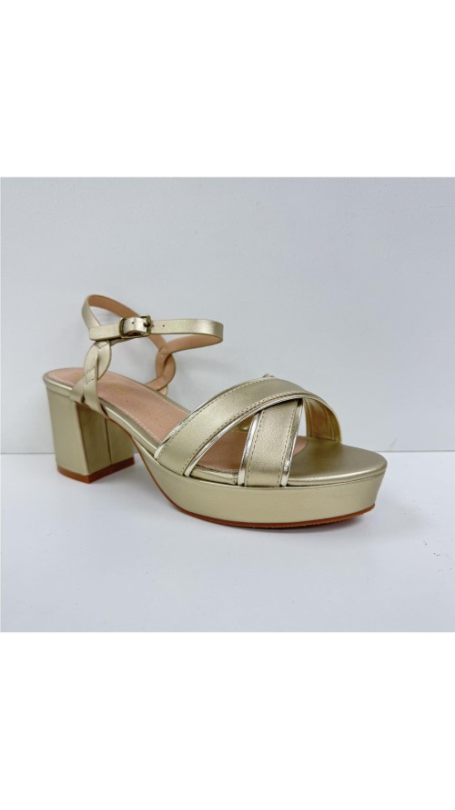 SANDALIA TACON FILO METALIZADO ORO
