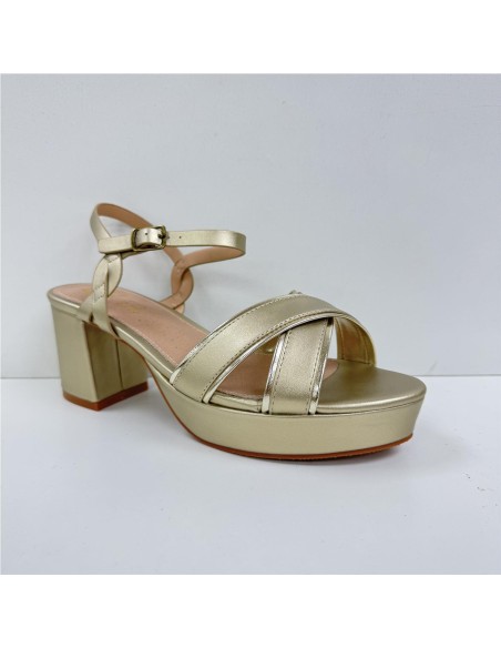 SANDALIA TACON FILO METALIZADO ORO