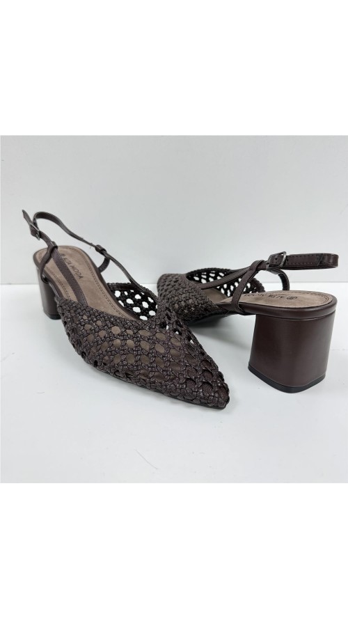 ZAPATO TIRAS TRENZADAS MARRON
