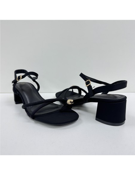 SANDALIA TIRAS NEGRO