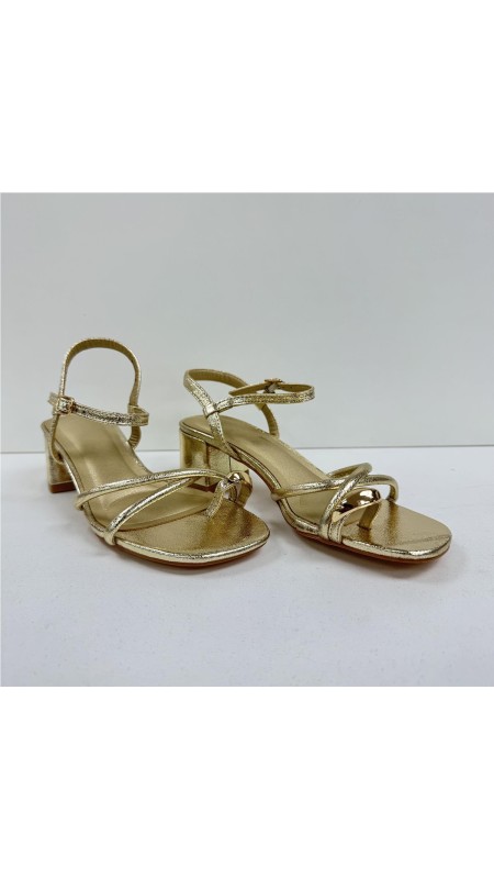 SANDALIA TIRAS ORO 2