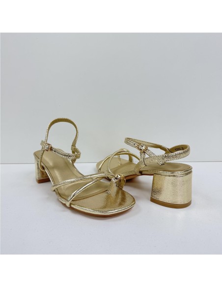 SANDALIA TIRAS ORO