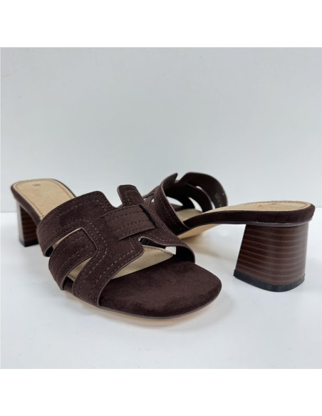 SANDALIA PALA ENTRELAZADA MARRON