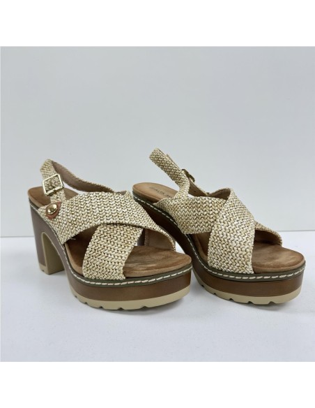 SANDALIA CRUZADA TACON MADERA BEIG