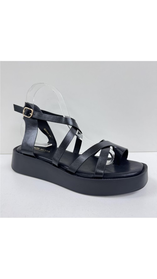 SANDALIA TIRAS HEBILLA LATERAL NEGRO