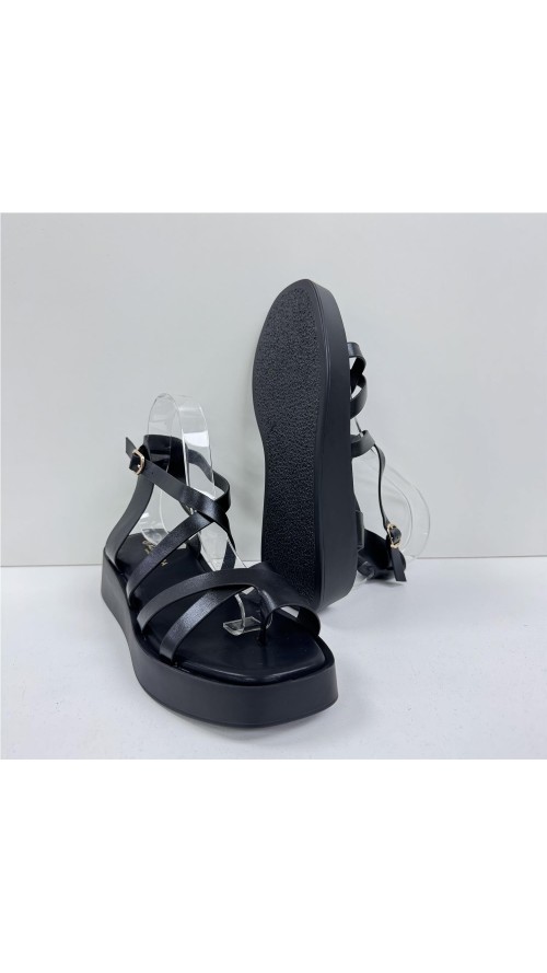 SANDALIA TIRAS HEBILLA LATERAL NEGRO