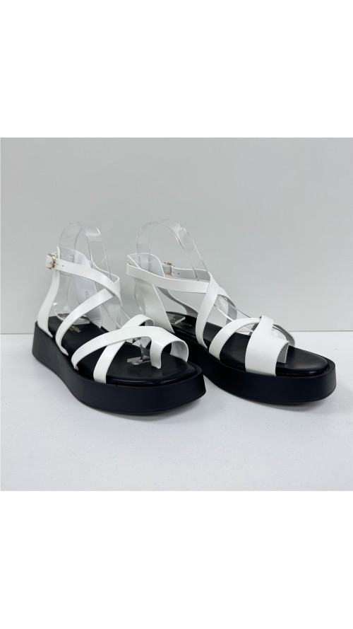 SANDALIA TIRAS HEBILLA LATERAL BLANCO
