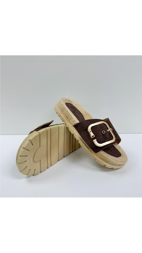 PLAYERA HEBILLA MARRON