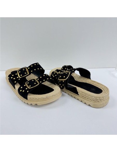 PLAYERA 2 HEBILLAS CON TACHAS NEGRO