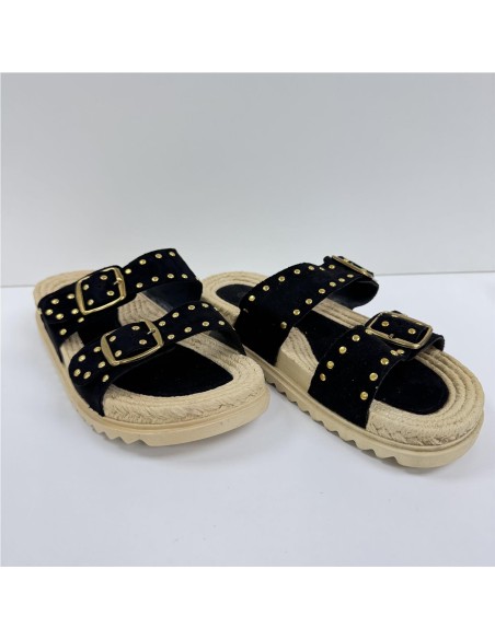 PLAYERA 2 HEBILLAS CON TACHAS NEGRO