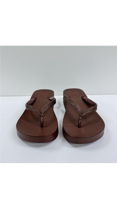 PLAYERA CUÑA DEDO BRILLO MARRON