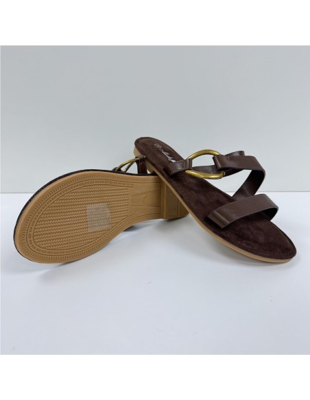 SANDALIA HEBILLA ADORNO LATERA MARRON