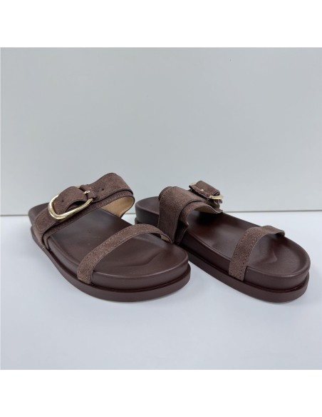 SANDALIA HEBILLA DOS TIRAS MARRON