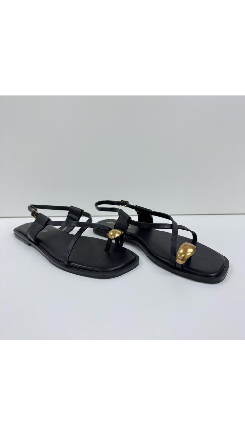SANDALIA DEDO METAL NEGRO