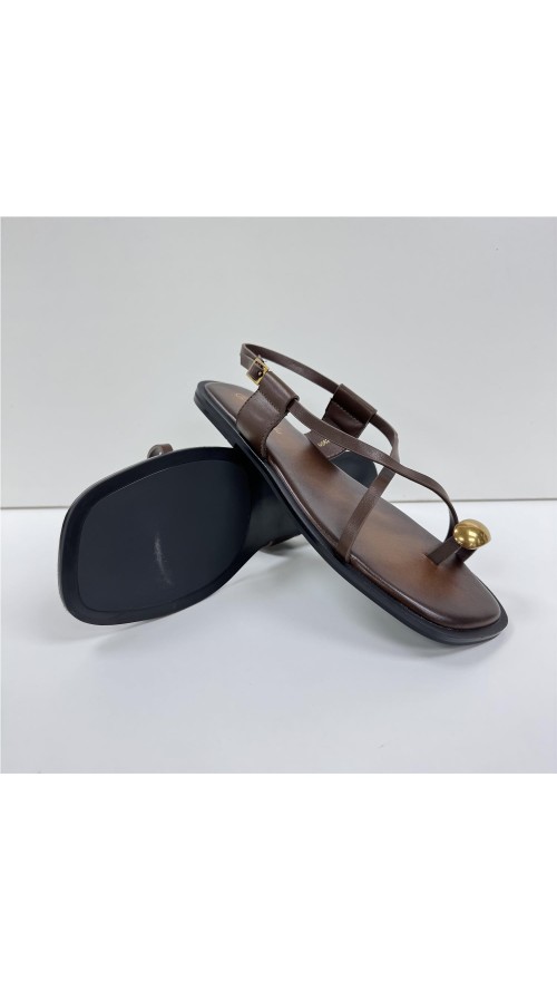 SANDALIA DEDO METAL MARRON