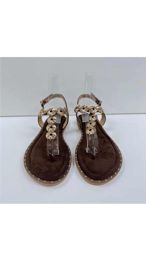 SANDALIA DEDO ADORNO METAL MARRON