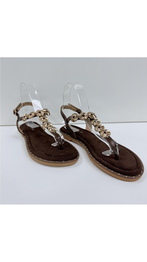 SANDALIA DEDO ADORNO METAL MARRON
