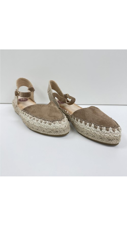 SANDALIA YUTE ADORNO COSTURAS CAMEL
