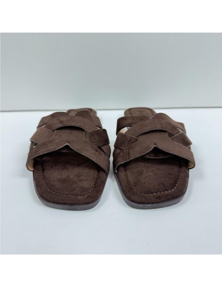 SANDALIA PLANA MARRON