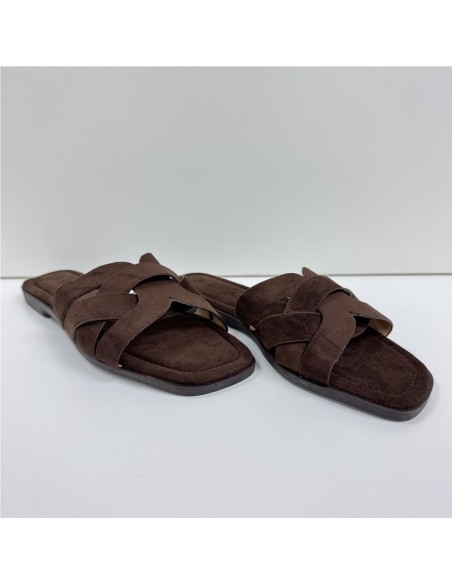SANDALIA PLANA MARRON