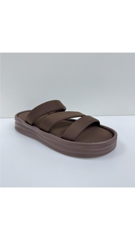 SANDALIA TIRAS PLANTA SUAVE MARRON