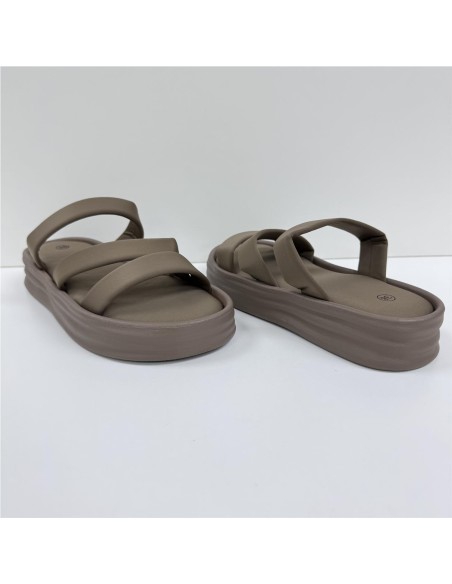 SANDALIA TIRAS PLANTA SUAVE BEIG